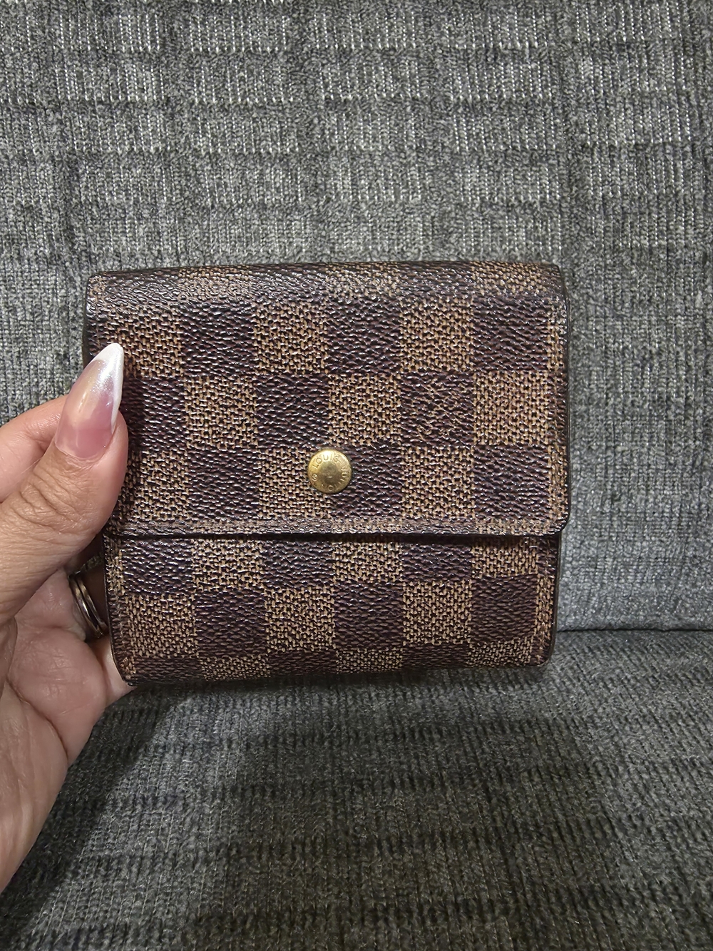 Louis Vuitton Damier Women's Wallet - Brown